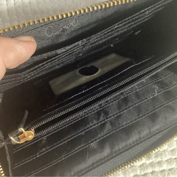 Vera Bradley Georgia Zip Around Wallet in Black & Red Buffalo Check - Picture 9 of 10